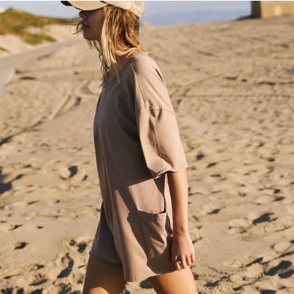 NWT Free People Women's FP Movement Hot Shot Tee Romper. Size Medium. - Picture 4 of 8